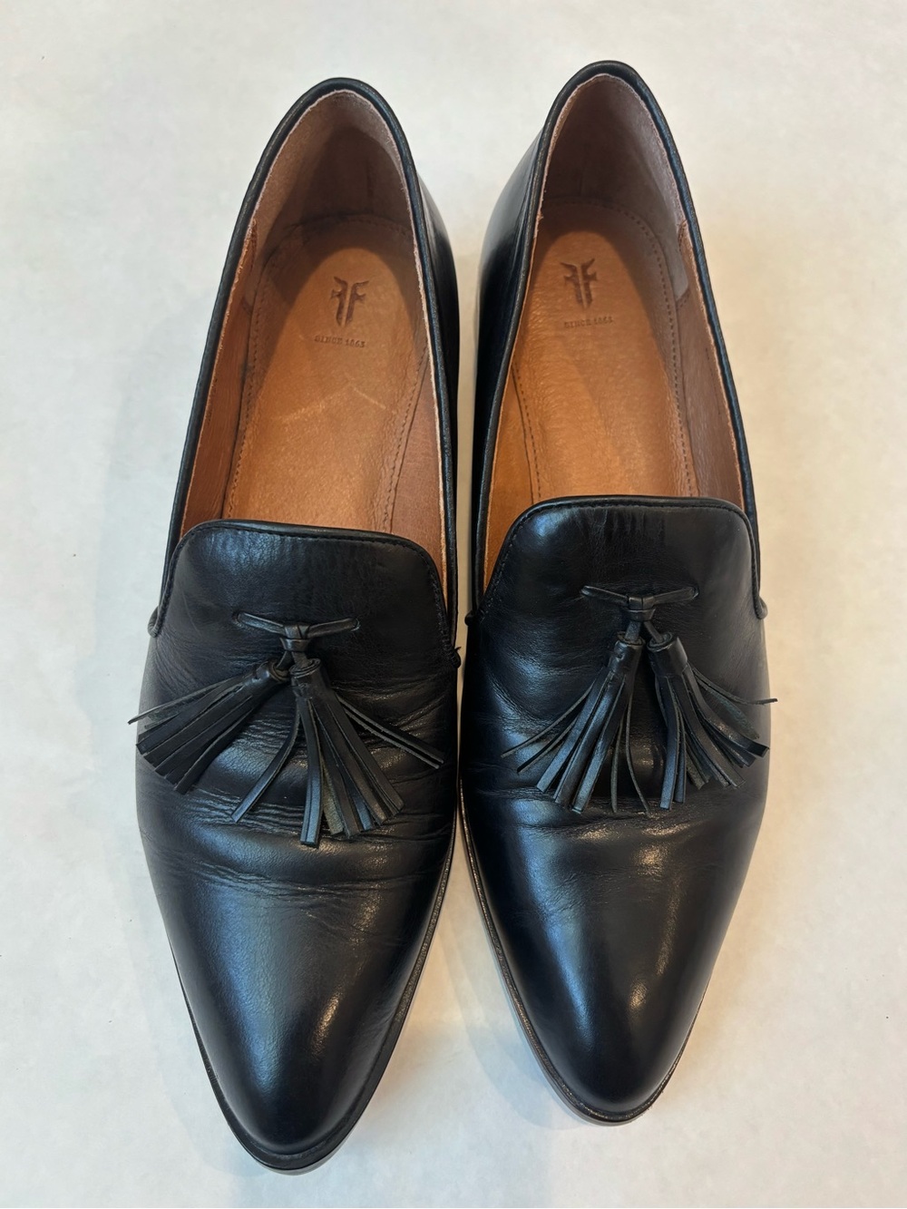 Frye Erica Venetian Black Leather Pointed Tassel Loafers- size 9 - Picture 2 of 8